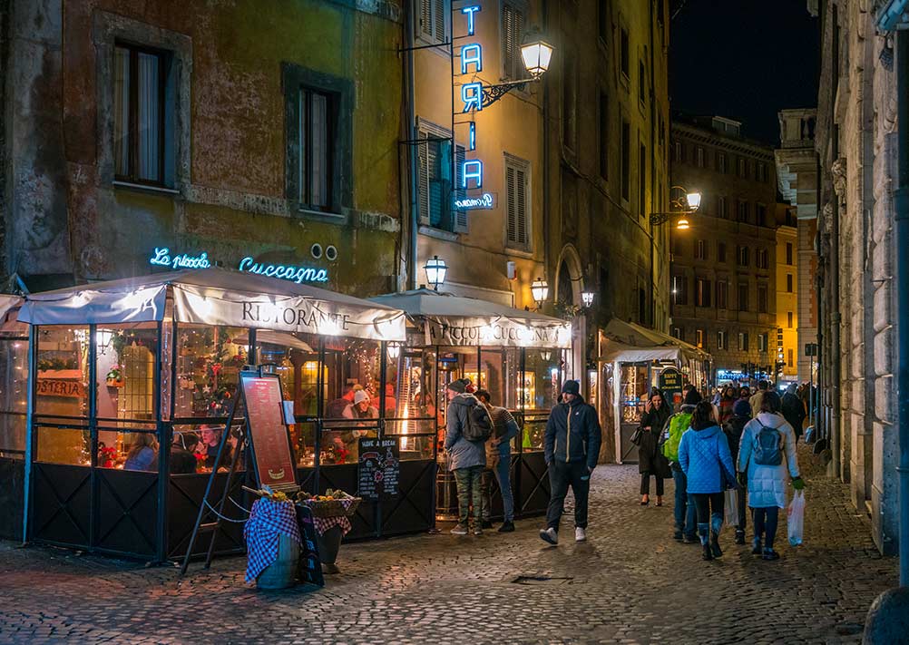 Christmas in Rome Campo Fiori cozy street